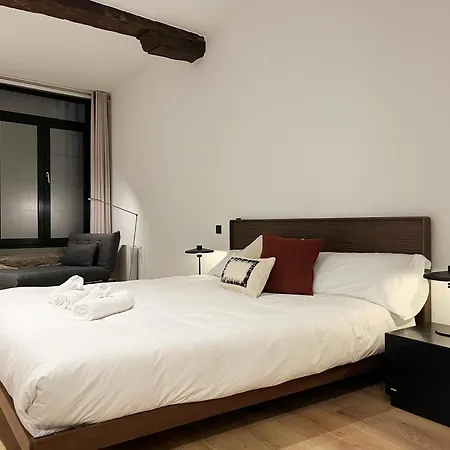 Apartamento Amplitud, Diseño E Historia En El Casco Viejo *