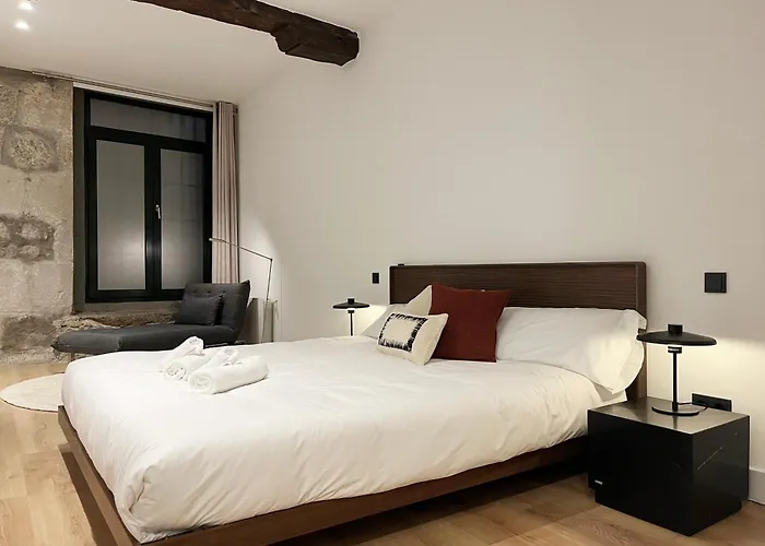 Appartement Amplitud, Diseno E Historia En El Casco Viejo *