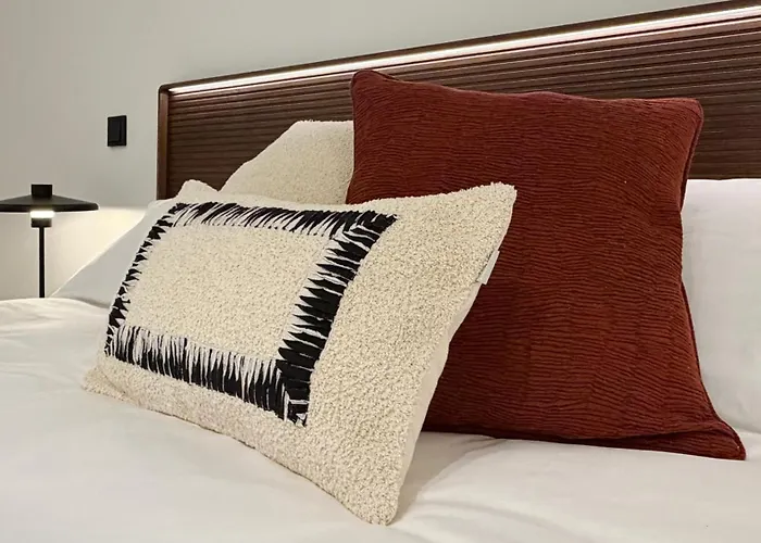 Apartamento Amplitud, Diseño E Historia En El Casco Viejo *