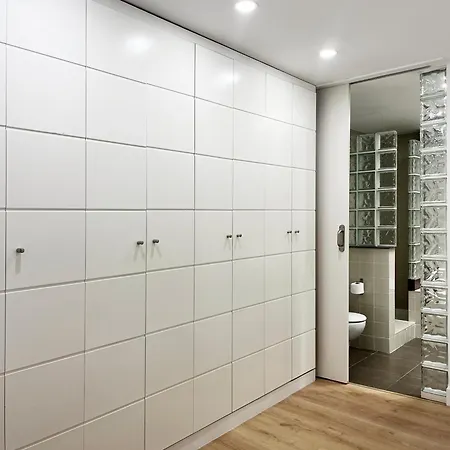Amplitud, Diseño E Historia En El Casco Viejo * Bilbao