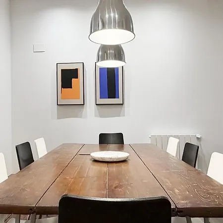 Amplitud, Diseño E Historia En El Casco Viejo