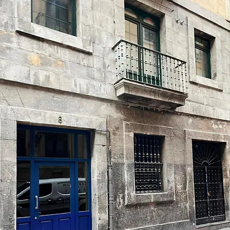Apartamento Amplitud, Diseño E Historia En El Casco Viejo Bilbao